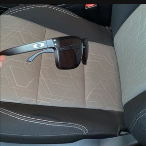 Oakley Holbrooks